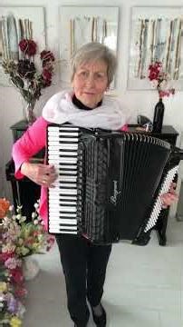 Butterflies on the beach (Vlinders op het strand) - from Lammy Bruyns