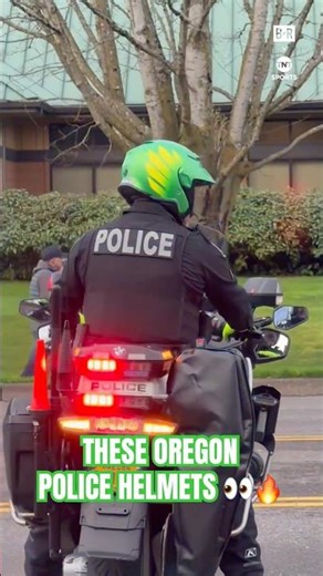 Even the Eugene police are dripped out for Oregon football tonight 🥶🦆