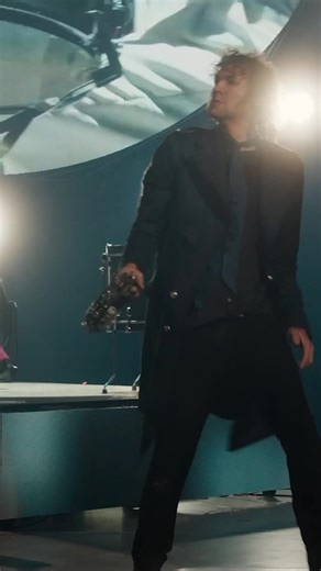 A gift 🎁 for you this Christmas Eve.. Shall we carol together to ring in the season? Sing along with us 🗣️🎶 in your homes! 🎄 You can find the full A DRUMMER BOY CHRISTMAS LIVE at https://drummerboylive.myshopify.com | for KING & COUNTRY