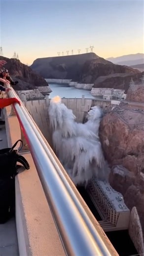 Hoover Dam Collapse Caught on Camera | Evan Era