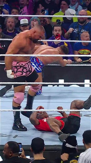 ⏪ 2025: #IShowSpeed took one of the most devastating spears EVER from #BronBreakker at #RoyalRumble! 😮 #WWE