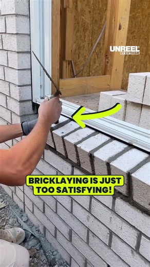 Satisfying bricklaying demo: Window sills & mortar tips with Chimento Construction