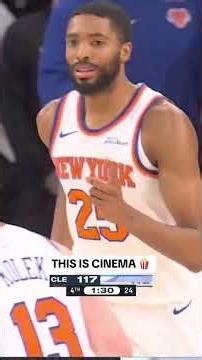 The Knicks complete the largest 4th quarter comeback on Christmas Day in NBA history 😱