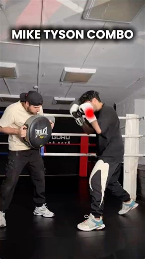 Mike Tyson combo 🥊 #boxing #boxingcoach #boxingtraining #miketyson #boxer