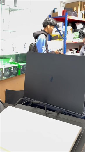 Alienware Aurora 16 Gaming $1,399 - CPU : Intel Core 7 240H (10C/16T) - RAM : 32GB DDR5 - Storage : 1TB M.2 PCIe 4.0 - Display : 16" WQXGA 120Hz 100% sRGB - GPU : NVIDIA GeForce RTX 5060 GDDR7 - Keyboard : Backlit Keyboard - OS : Windows 11 License - Color : Blue | 6-cell, 80.5 Wh - Code: O002A16-A3 ------------------------ - Free : ROG BP4701 Gaming Backpack - Free : GAMING Mouse , Pad | CC Computer