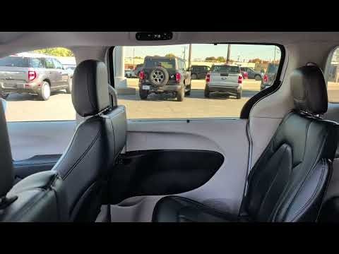 2022 Chrysler Pacifica