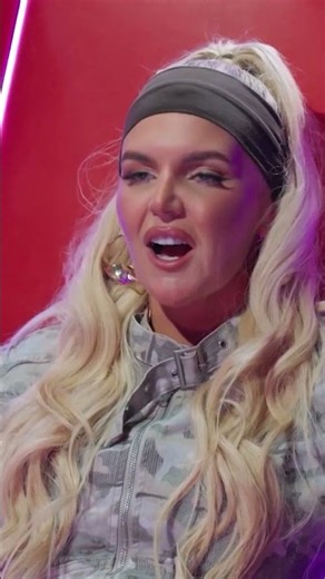 This Unique Voice Blew Everyone Away In Seconds! #thevoice #4chair