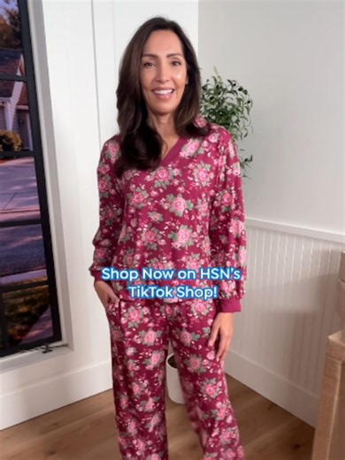 Upgrade your everyday relaxation with this dreamy lounge set! ☁️ #LoveHSN #LoungeSet