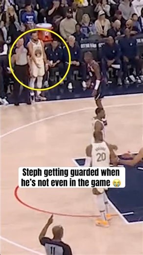 Kris Dunn thought Steph was on the floor 😅
