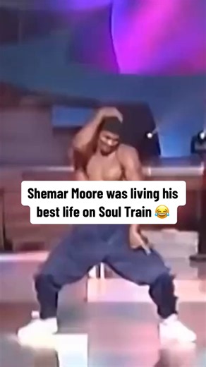 There's no party like a Soul Train Party! 😂 Shemar Moore hosting the show was truly a moment in time! Nothing like it 😂 #SoulTrainAwards