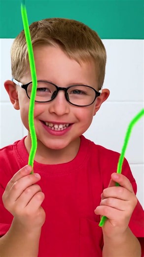 Unleash Creative Fun: Build Your Own Colorful Croc!