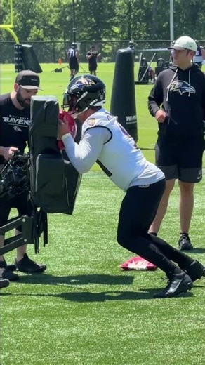 👀 First look at Trey Hendrickson at Ravens OTAs