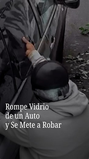 Ladrón rompe el vidrio de la ventana de un automóvil estacionado en Tlalpan y se mete a robar