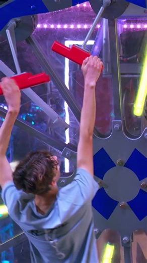 Andreas Johnson is all power and precision. ⚡ #AmericanNinjaWarrior | @nbc and Peacock