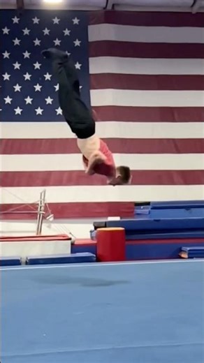 SLOW MOTION BACKFLIP DOUBLE FULL TWIST Gymnast Training Circus Fitness