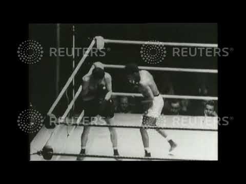 1939 Armstrong defeats Roderick at Harringay fight