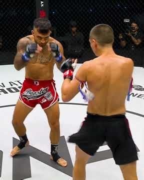 Had him WOBBLING 💥 Wtiness the heated Muay Thai action between Denis Puric and Tagir Khalilov!