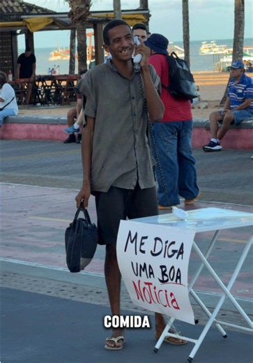 Morador de Rua Pede Ajuda para Comprar Comida: 'Me Diga uma Boa Notícia'