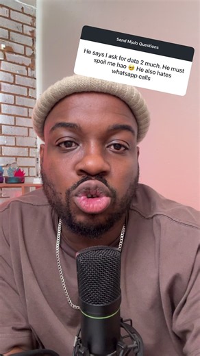Lona your reckless data usage is gona cost you your relationships!! Use Low Data Mode, switch off automatic updates, use WIFI ONLY for streaming and downloading. This is How To Data Maxx with @Vodacom … I CAN’T TEACH YOU GUYS EVERYTHING!! 😒