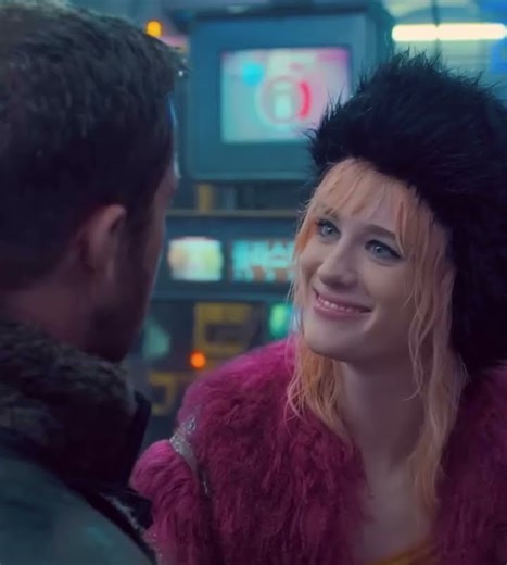 الحب في عام 2049 😥