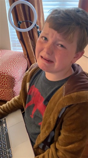 Little Boy Gets Emotional Listening To Lewis Capaldi