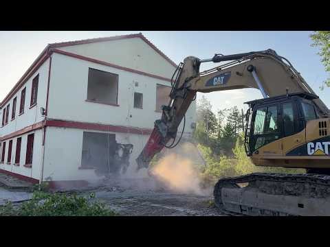 Demolition Hammer Power | Caterpillar 365C in Action - Sotiriadis/Labrianidis Demolition Works