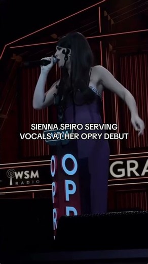 GREAT EXPECTATION AT THE OPRY 🧡🧡 #siennaspiro #greatexpectation #opry #nashville #fyp