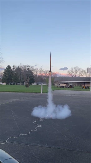 Estes amazon model rocket #rocketry #modelrocket #launch #cool #explosion