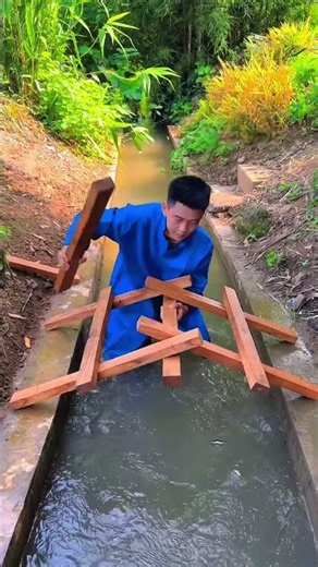 Man Built A 500-Year-Old Bridge Without A Single Nail