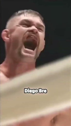 INSANE Flying Knee Knockout!