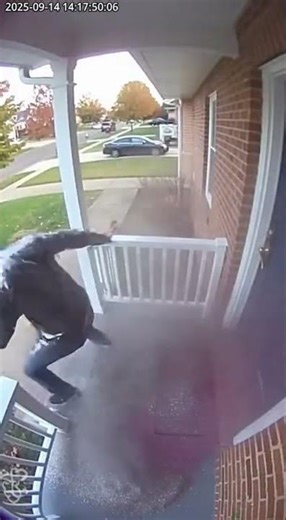 Glitter Bomb Destroys Porch Pirate