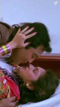 Vinod Khanna and Meenakshi Sheshadri Romance | Old Bollywood Movie Romance #jurm #vinodkhanna