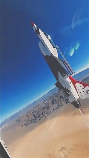 The Sound of Freedom: USAF Thunderbirds F-16 🚀