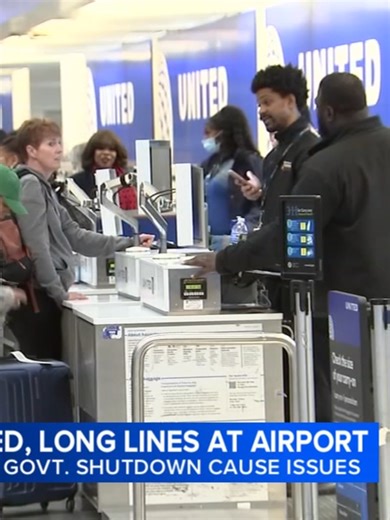 SPRING BREAK TRAVEL: The weather caused big problems at both Chicago airports Monday morning.