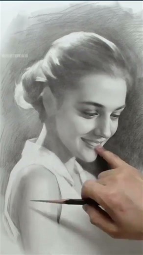 Girl Drawing #drawing #charcoaldrawingtutorial #girlfacedrawingpencil #girldrawing #portraitdrawing