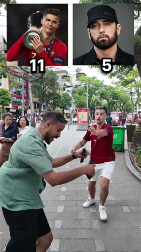 Ronaldo vs Eminem 😳😳