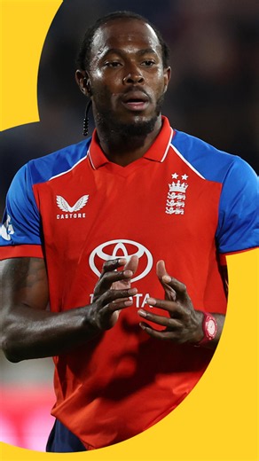 England v Sri Lanka Second T20 - Jofra Archer takes two wickets in final over