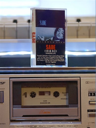 SADE - DIAMOND LIFE (1984) Cassette Tape - SMOOTH OPERATOR #oldschool #80s #soul #funk #jazz #pop