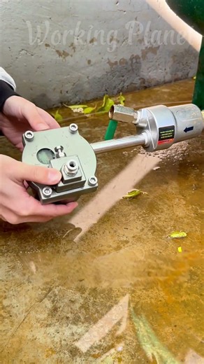 Blasting Industrial Slurry Effortlessly With Instant Self-Locking ⚡