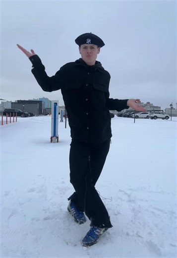 dc : me #домойв48 #домойвкофе | dancing