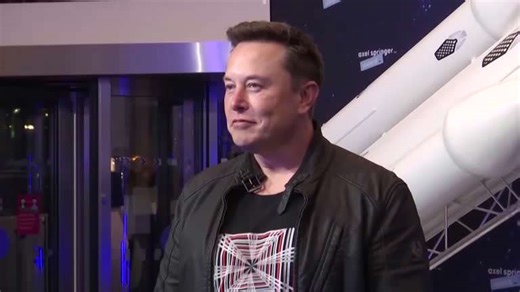 SpaceX ties Musk compensation to Mars colonization goal