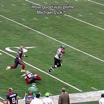 How GOOD Was Prime Michael Vick? 🔥🏈 (Highlights) #Shorts