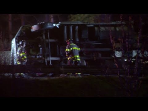 Tractor-trailer rollover on Massachusetts Turnpike slows commute in Weston