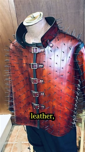 Siberian Bear Hunting Suit / A man dressed in a metal suit vs. Bear #worldhistoryfacts #history