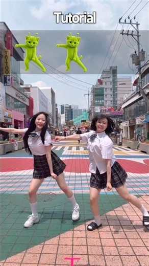 A K-pop idol jumped into our jump dance challenge?! 😳
