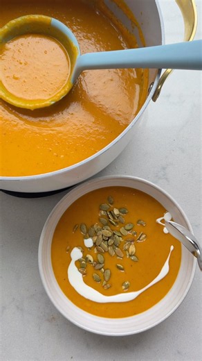 Roasted Butternut Squash Soup | FeelGoodFoodie