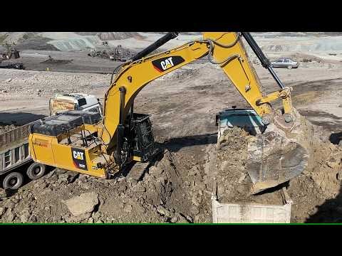 Caterpillar 352F Excavator | Double Bench Mining Among Bucket-Wheel Giants