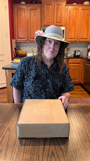 Unboxing Rise Up! Hamilton: The Anthology (out Sept. 25) #HamiltonAnthology @Hamilton @Rhino Records @Atlantic Records