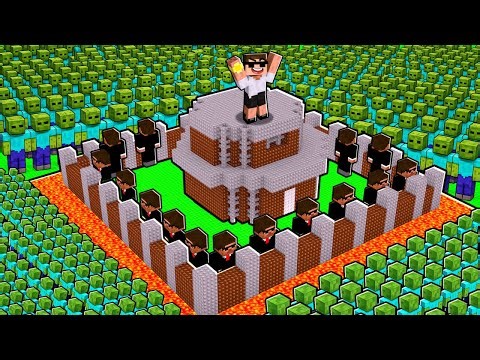 Defending My Base from Zombie in Roblox..