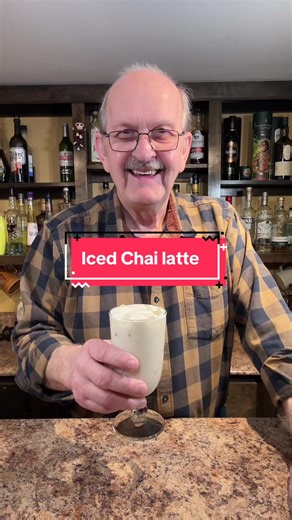 Delicious Iced Chai Latte with Ginger Foam Recipe